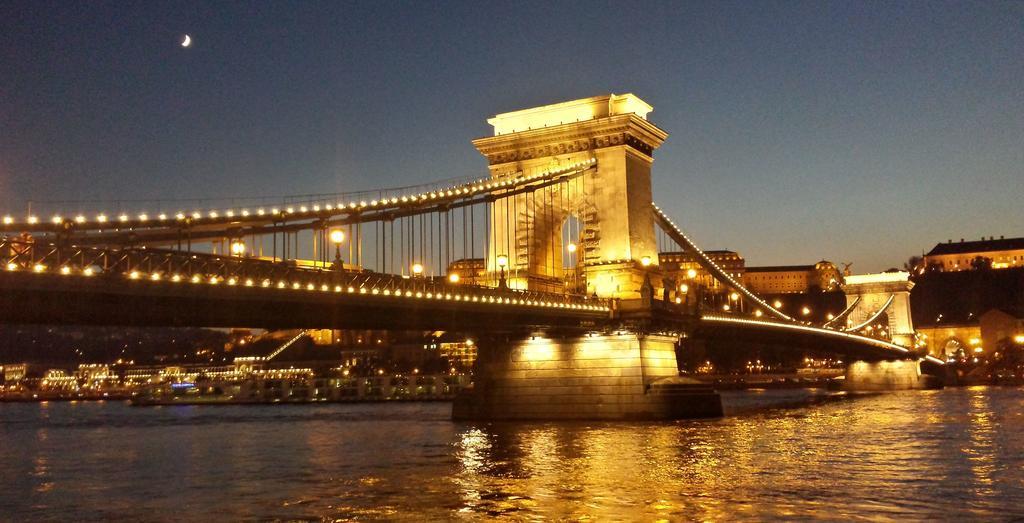 Great Buda Apartman Budapest Eksteriør bilde